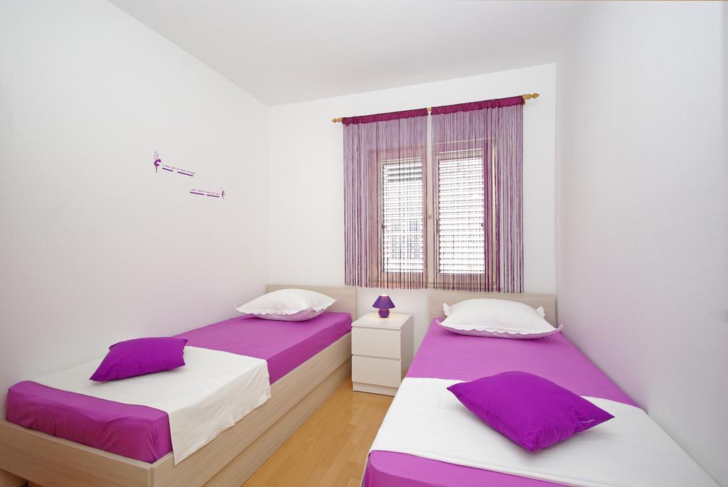 Apartments Senka Makarska Bagian luar foto