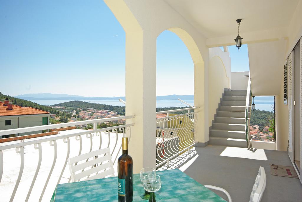 Apartments Senka Makarska Bagian luar foto