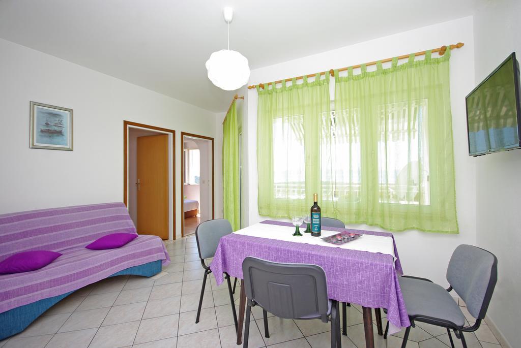 Apartments Senka Makarska Bagian luar foto
